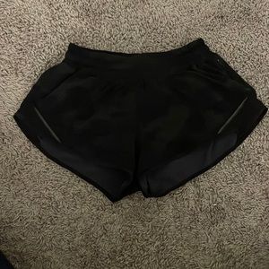 Lululemon hottie hot shorts size 4